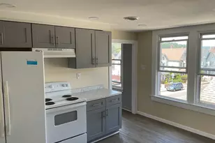 1309 E Main St, Waterbury, CT 06705 - Photo 10