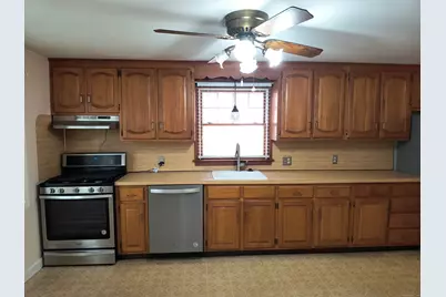 28 McLaughlin Terrace, Derby, CT 06418 - Photo 30