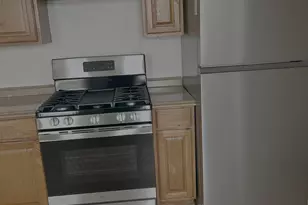 64 Lexington St, Hamden, CT 06514 - Photo 4