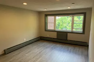 32 Cook Ave, Meriden, CT 06451 - Photo 2