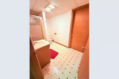 12 Chester Drive, Windsor Locks, CT 06096 - Photo 4