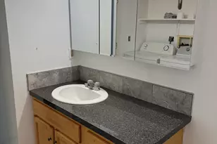 12 Harbison Ave, Hartford, CT 06106 - Photo 12