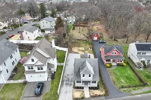 274 High St, Fairfield, CT 06824 - Photo 1