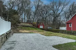 274 High St, Fairfield, CT 06824 - Photo 28