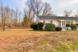 471 Quinnipiac Ave, North Haven, CT 06473 - Photo 4