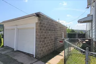 78 Tudor St, Waterbury, CT 06704 - Photo 18