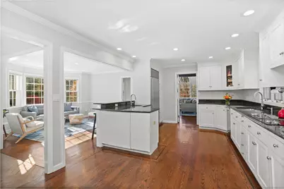 5 Willow Walk, Westport, CT 06880 - Photo 8