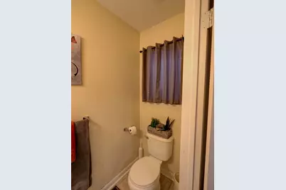 212 Sterling Village #212, Meriden, CT 06450 - Photo 14