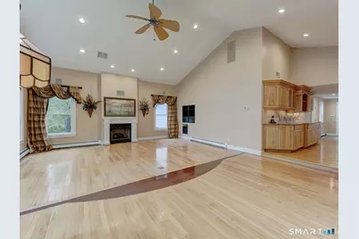 501 Highland Street, Wethersfield, CT 06109 - Photo 12
