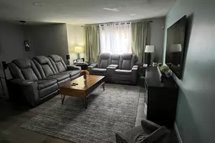 80 School House Rd, Wallingford, CT 06492 - Photo 4