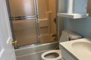 70 Thorpe St, Fairfield, CT 06824 - Photo 16