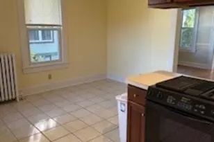 70 Thorpe St, Fairfield, CT 06824 - Photo 12