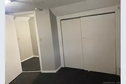 [Address not provided], Bridgeport, CT 06610 - Photo 4