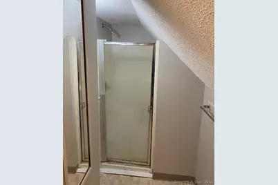 [Address not provided], Bridgeport, CT 06610 - Photo 8