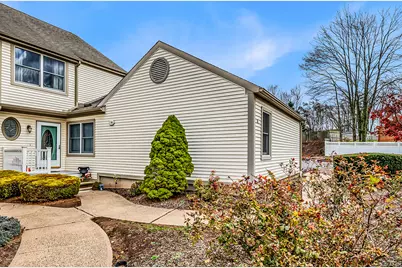 245 Berlin Avenue #APT 6, Southington, CT 06489 - Photo 1