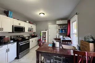 409 Poplar St, New Haven, CT 06513 - Photo 6