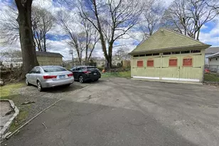 25 4th St, Norwalk, CT 06855 - Photo 18