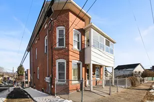 527 Burritt St, New Britain, CT 06053 - Photo 1