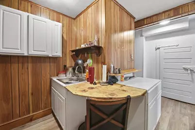 527 Burritt Street, New Britain, CT 06053 - Photo 16