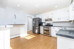 65 Andover Rd, East Hartford, CT 06108 - Photo 12