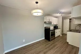 111 Sherbrooke Ave, Hartford, CT 06106 - Photo 8