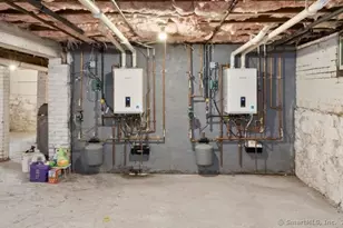 70 Fairview St, New Britain, CT 06051 - Photo 10