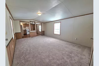 9 North Road #17, East Windsor, CT 06088 - Photo 6