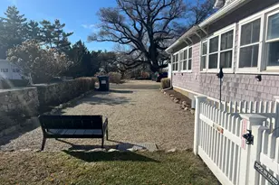 624 Vineyard Point Rd, Guilford, CT 06437 - Photo 36