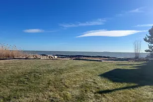 624 Vineyard Point Rd, Guilford, CT 06437 - Photo 34