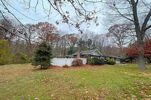 3 Medley Ln, Clinton, CT 06413 - Photo 2