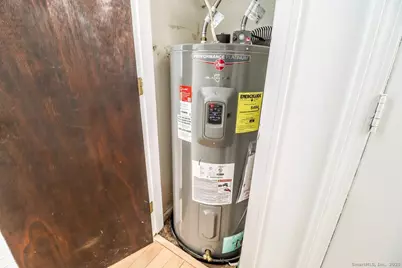 25 Padanaram Road #APT 30, Danbury, CT 06811 - Photo 20