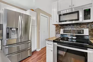 416 Hillcrest Ave, West Springfield, MA 01089 - Photo 6