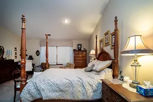 250 Hume Dr, Hamden, CT 06514 - Photo 18