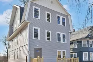 213 Westland St, Hartford, CT 06112 - Photo 2