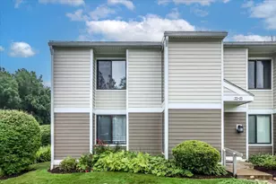 22 Olcott Way, Ridgefield, CT 06877 - Photo 2