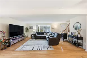 198 Dartmouth Dr, Groton, CT 06355 - Photo 6