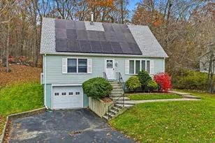 198 Dartmouth Dr, Groton, CT 06355 - Photo 2