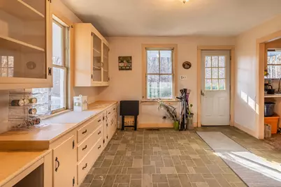 2 Stony Brook Road, Newtown, CT 06470 - Photo 4