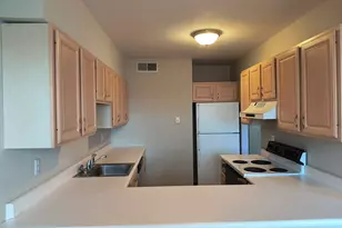 532 Popes Island Rd, Milford, CT 06461 - Photo 8