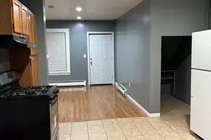 60 S Whitney St, Hartford, CT 06106 - Photo 4