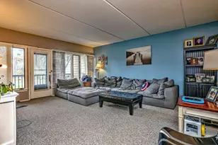 85 Viscount Dr, Milford, CT 06460 - Photo 8