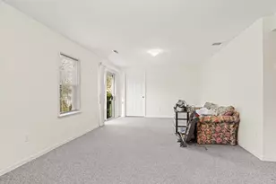 101 Royals Ct, Trumbull, CT 06611 - Photo 28