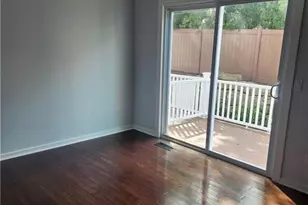 3200 Madison Ave, Bridgeport, CT 06606 - Photo 8