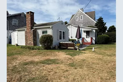 2 Reed Avenue, Waterford, CT 06385 - Photo 1