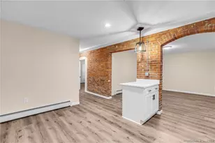 51 Russ St, Hartford, CT 06106 - Photo 6