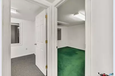 50 South End Plaza #50, New Milford, CT 06776 - Photo 30