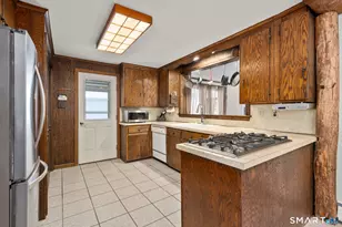 485 Mountain Rd, Suffield, CT 06078 - Photo 28