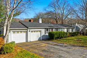 16 Cubles Dr, East Lyme, CT 06357 - Photo 2