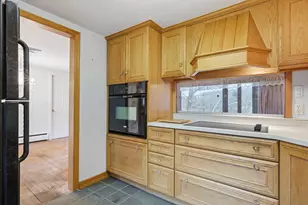 16 Cubles Dr, East Lyme, CT 06357 - Photo 20