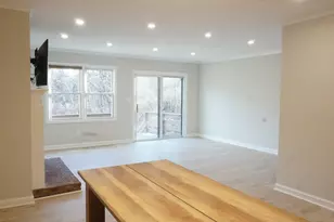 24 Overlook Dr, Monroe, CT 06468 - Photo 2